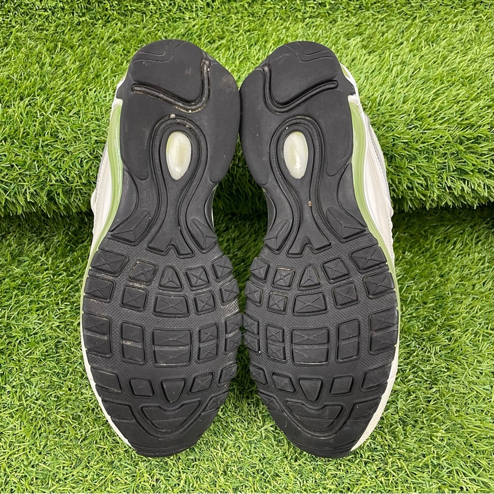 Nike Air Max 98 Green White Black White Trainers 
Size UK 4
AH6799-115 - Picture 6 of 8